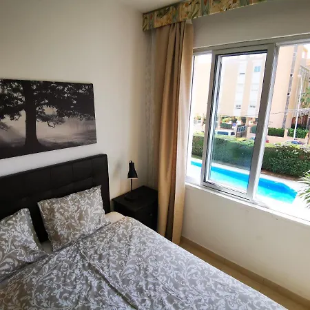 公寓 2 Bedrooms With Terrace And Pool 托雷莫利诺斯